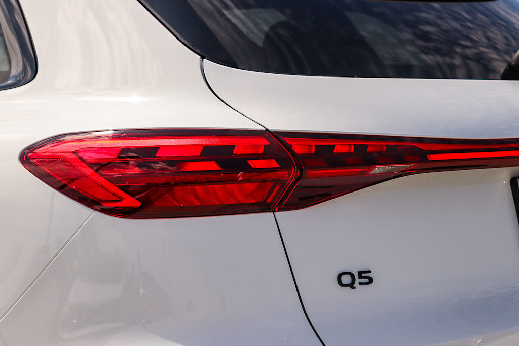 Thumbnail: 2026 Audi Q5 - 21