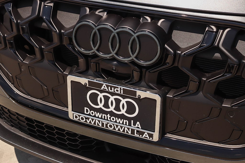 Thumbnail: 2026 Audi Q5 - 6