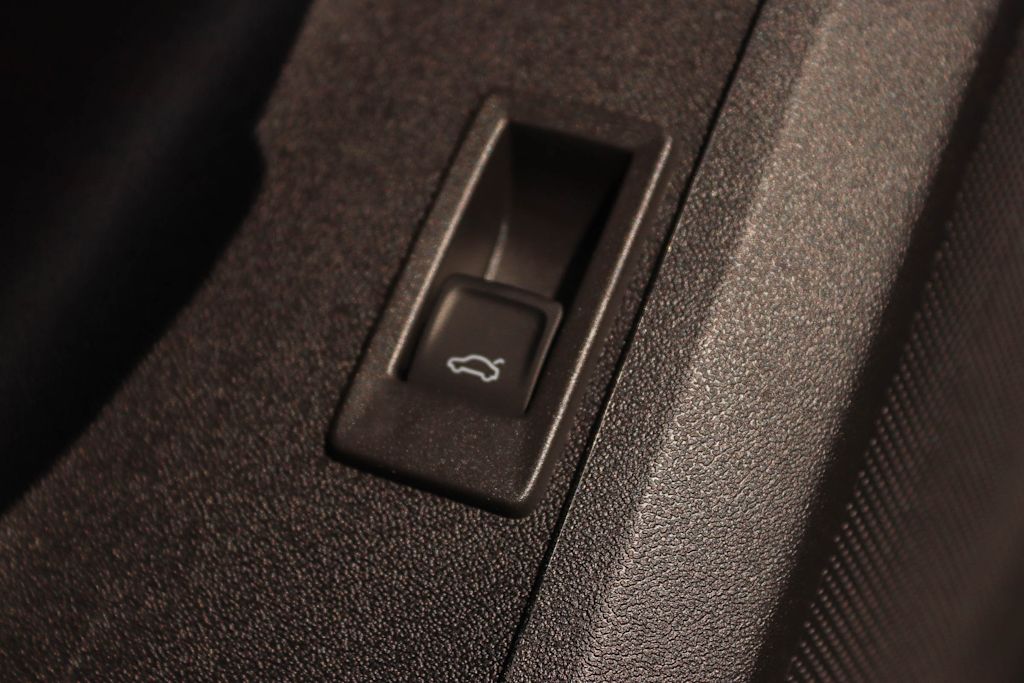 Thumbnail: 2026 Audi Q5 - 16