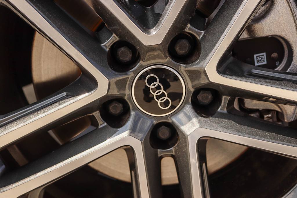 Thumbnail: 2026 Audi Q5 - 25