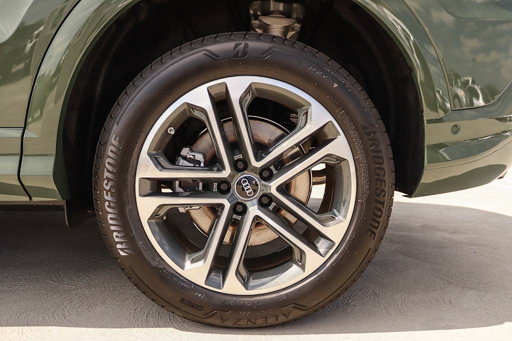 Thumbnail: 2026 Audi Q5 - 7