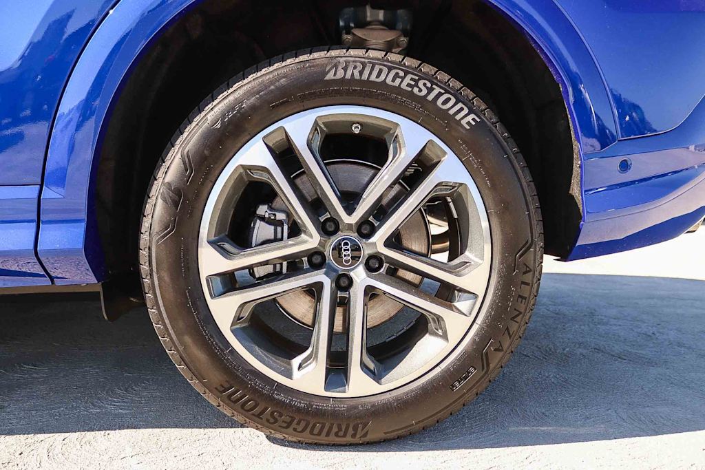 Thumbnail: 2026 Audi Q5 - 7