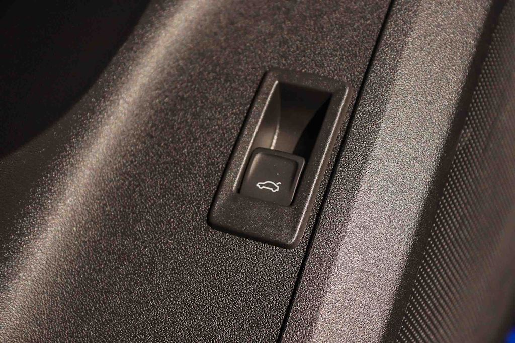 Thumbnail: 2026 Audi Q5 - 16