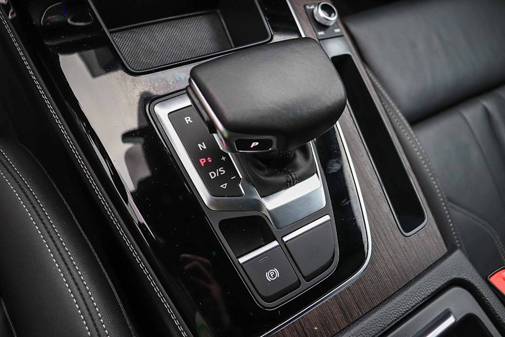 Thumbnail: 2022 Audi Q5 - 28