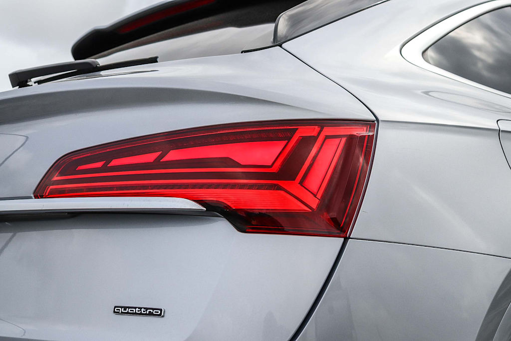 Thumbnail: 2022 Audi Q5 - 21