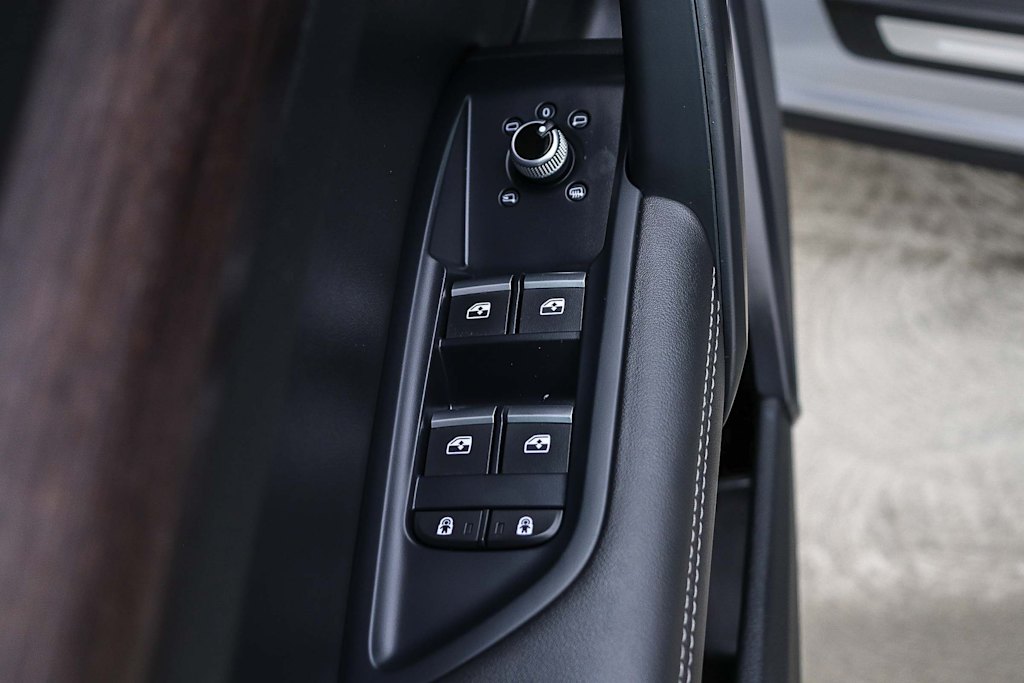 Thumbnail: 2022 Audi Q5 - 30