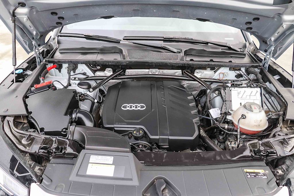 Thumbnail: 2022 Audi Q5 - 8