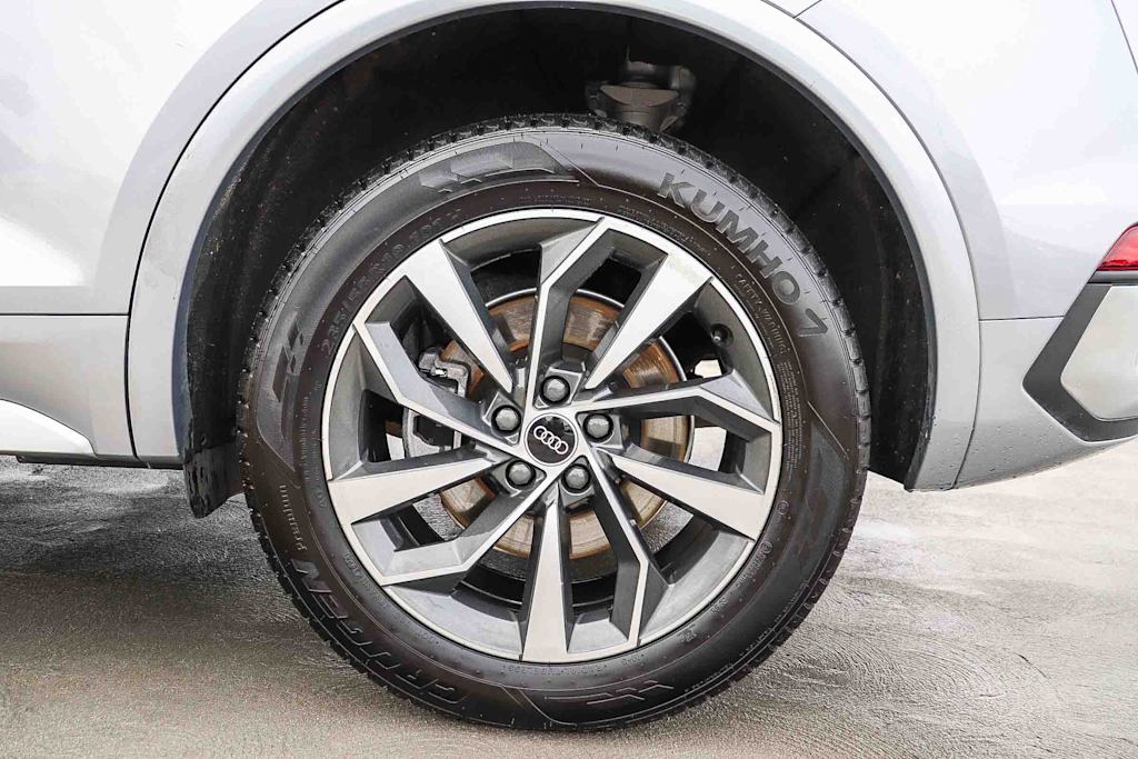 Thumbnail: 2022 Audi Q5 - 7