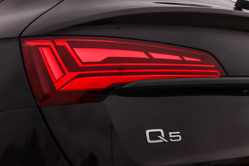 Thumbnail: 2023 Audi Q5 - 23