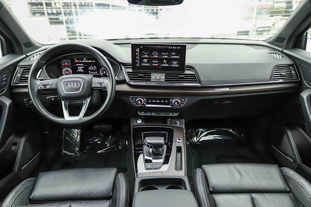 Thumbnail: 2023 Audi Q5 - 2