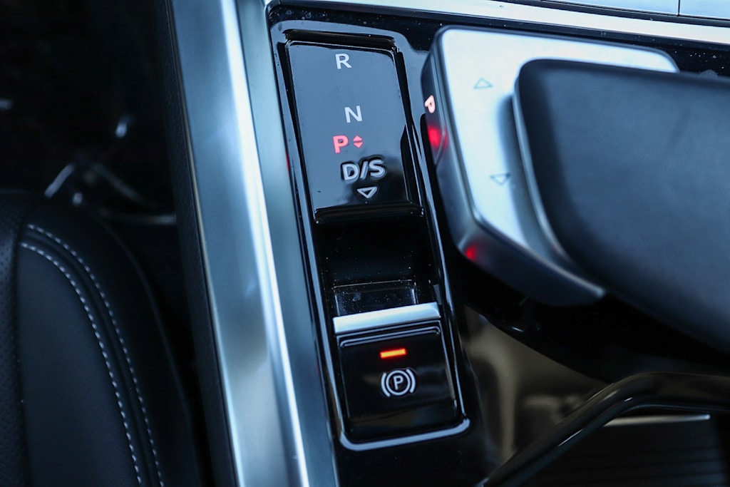 Thumbnail: 2024 Audi Q8 e-tron - 30