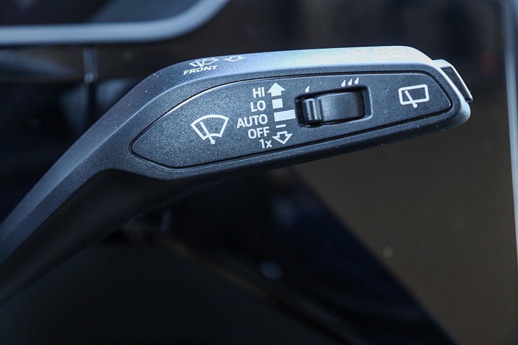 Thumbnail: 2024 Audi Q8 e-tron - 38