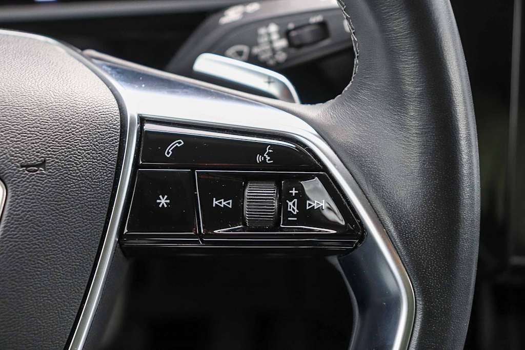 Thumbnail: 2024 Audi Q8 e-tron - 29