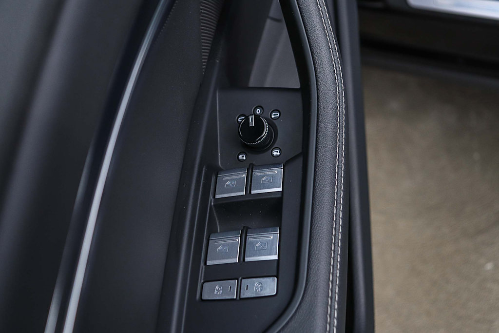 Thumbnail: 2024 Audi Q8 e-tron - 32