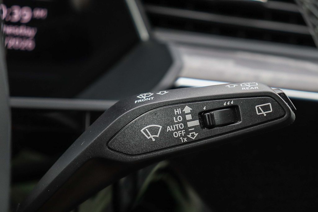 Thumbnail: 2024 Audi Q8 e-tron - 36