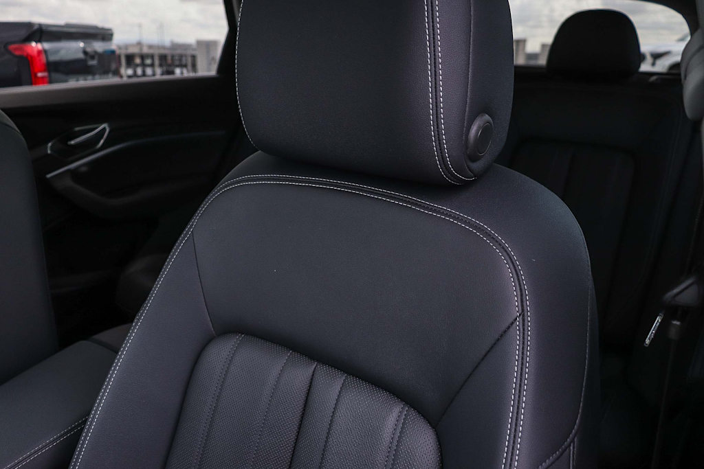 Thumbnail: 2024 Audi Q8 e-tron - 39