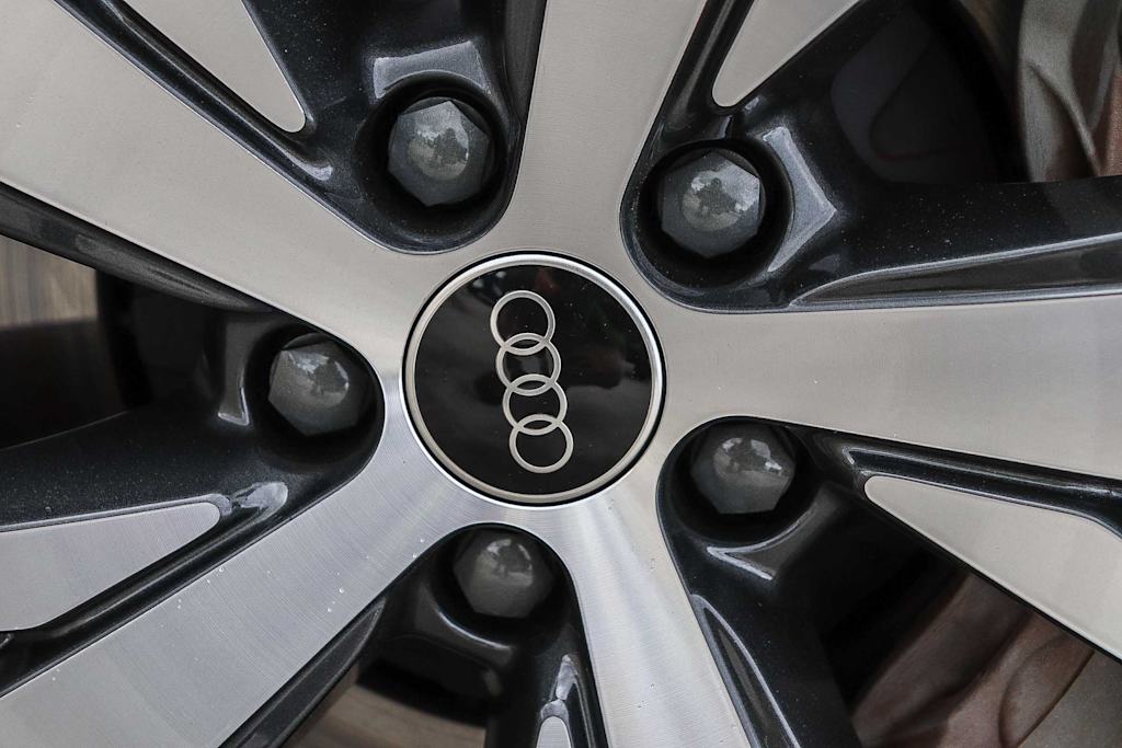 Thumbnail: 2024 Audi Q8 e-tron - 14