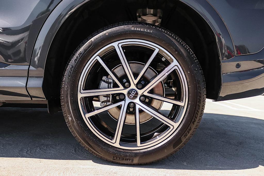 Thumbnail: 2026 Audi Q5 - 7
