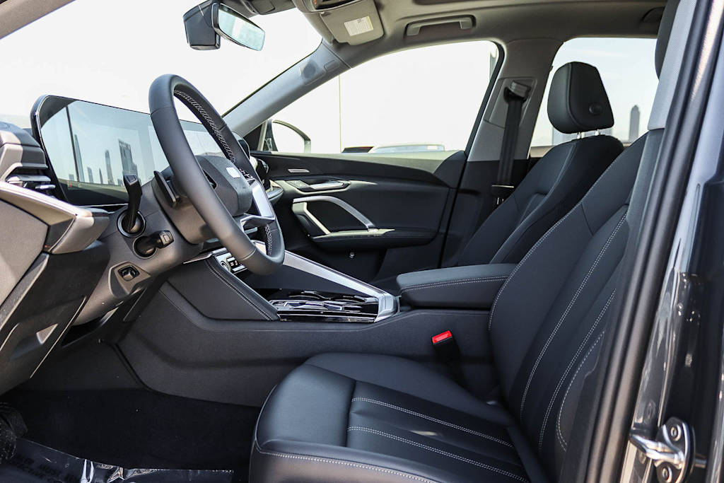 Thumbnail: 2026 Audi Q5 - 11
