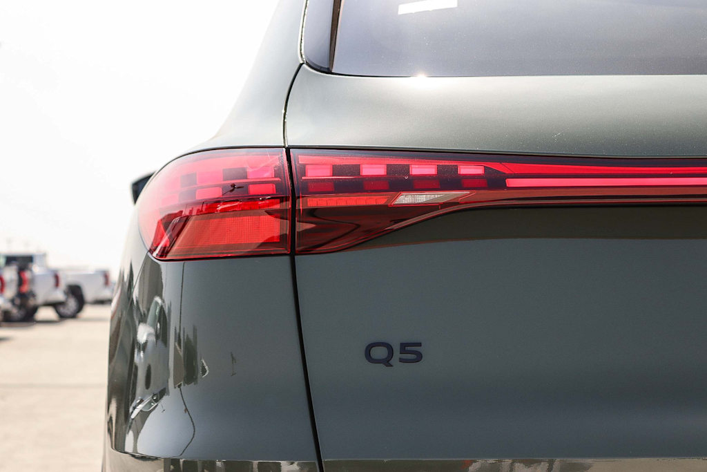 Thumbnail: 2026 Audi Q5 - 22