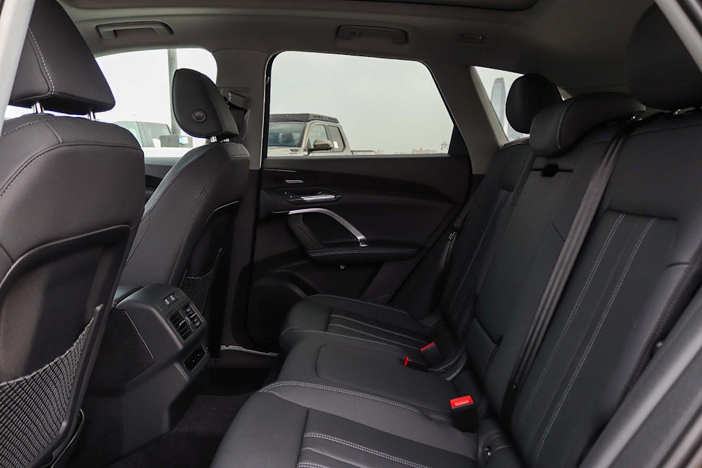 Thumbnail: 2026 Audi Q5 - 12