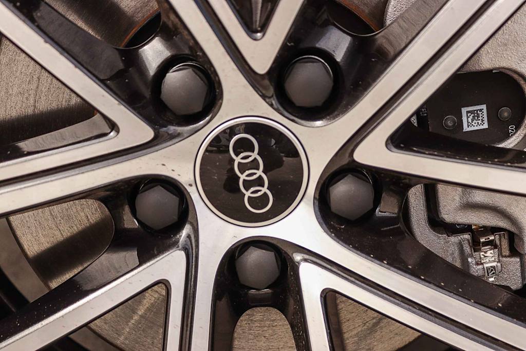 Thumbnail: 2026 Audi Q5 - 14