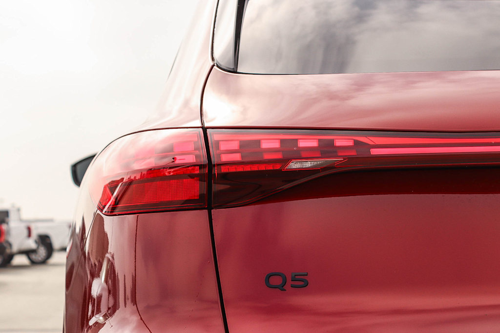 Thumbnail: 2026 Audi Q5 - 23