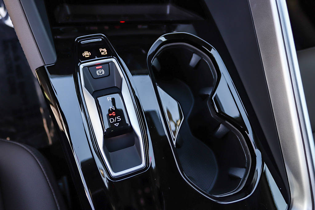 Thumbnail: 2026 Audi Q5 - 14
