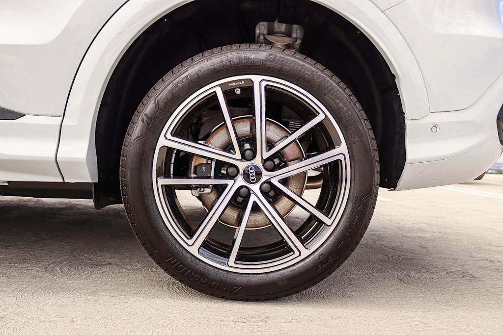 Thumbnail: 2026 Audi Q5 - 7