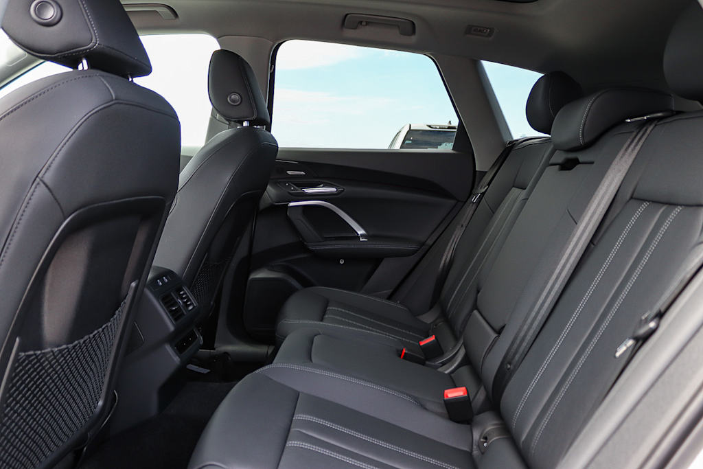 Thumbnail: 2026 Audi Q5 - 12