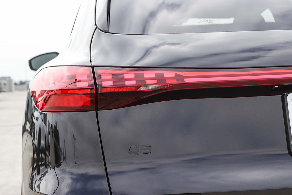 Thumbnail: 2026 Audi Q5 - 23