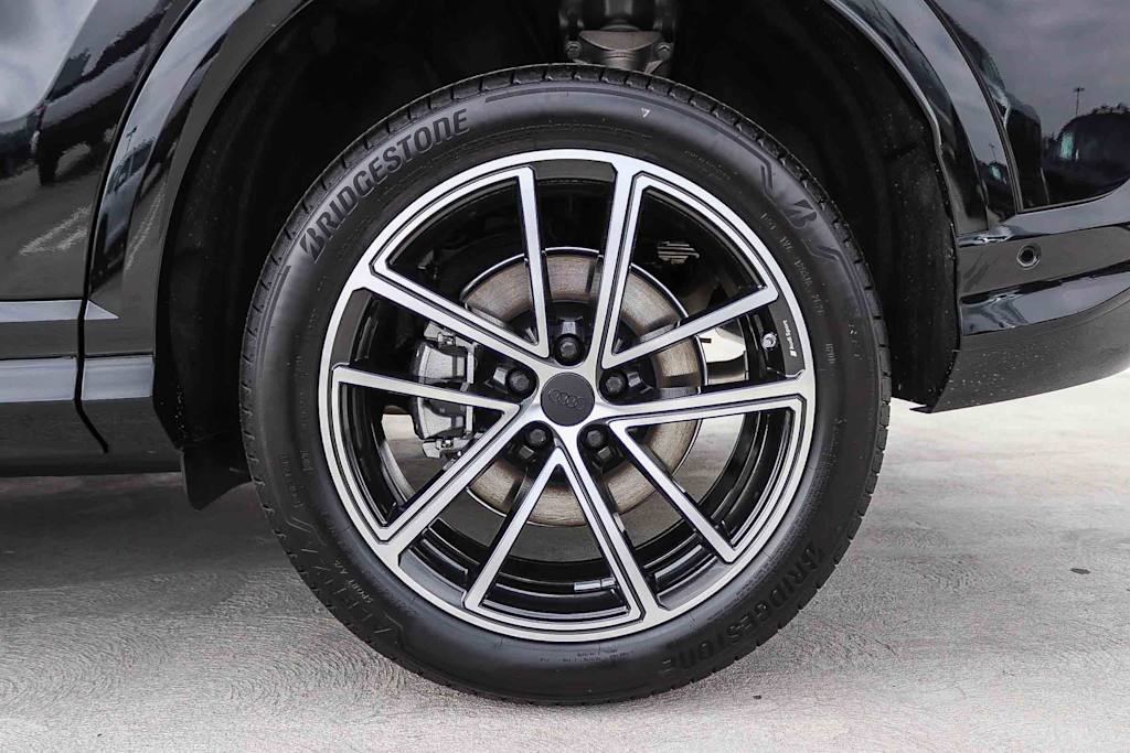 Thumbnail: 2026 Audi Q5 - 7