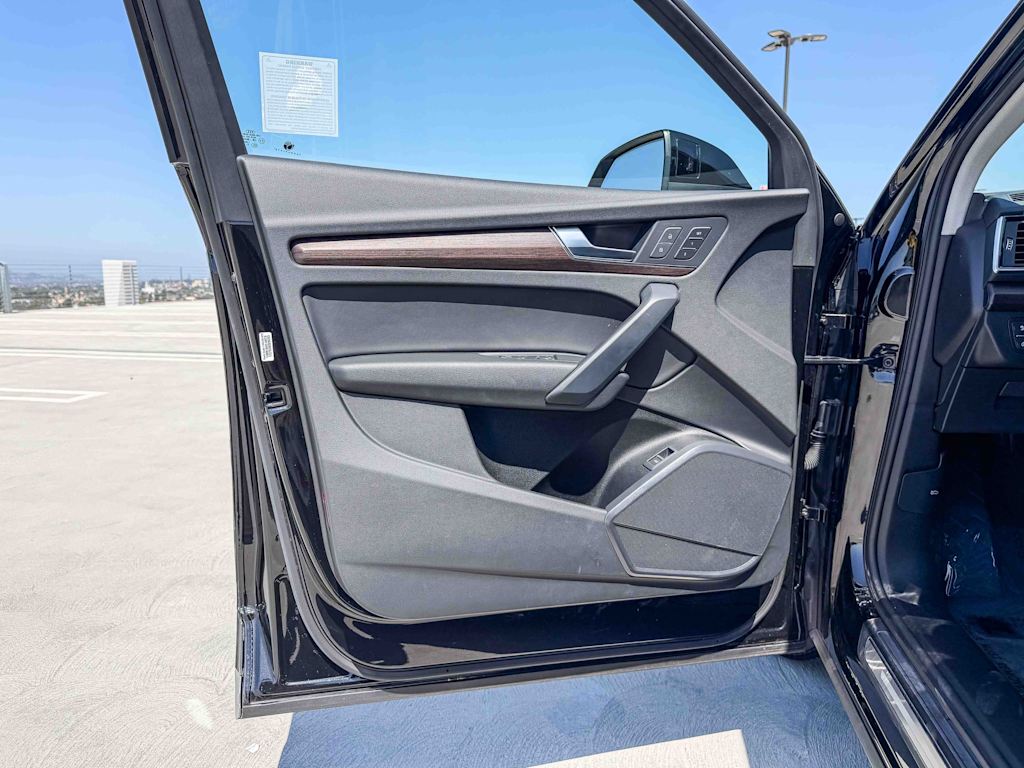 Thumbnail: 2023 Audi Q5 - 31