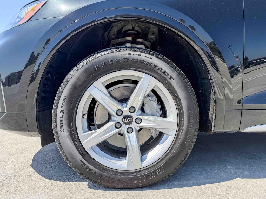 Thumbnail: 2023 Audi Q5 - 25