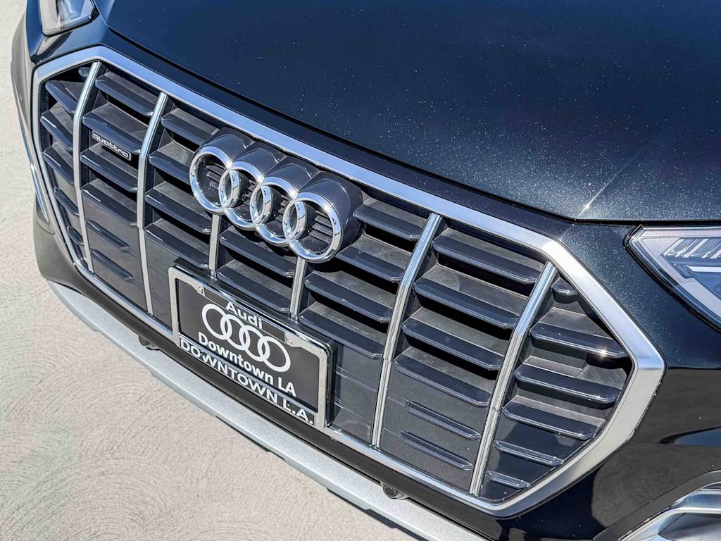 Thumbnail: 2023 Audi Q5 - 6