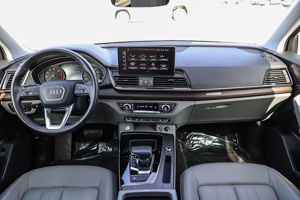 Thumbnail: 2023 Audi Q5 - 2