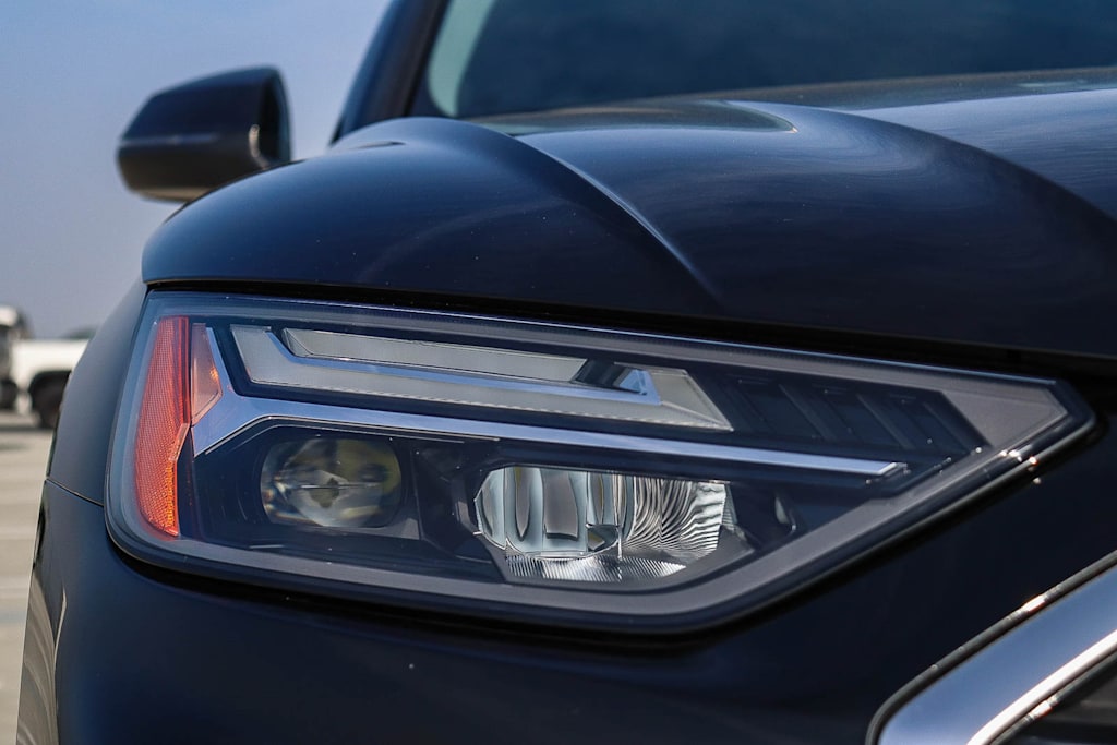 Thumbnail: 2023 Audi Q5 - 21