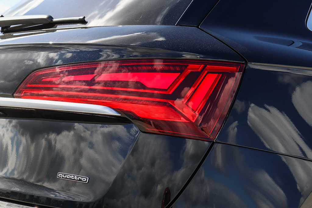 Thumbnail: 2023 Audi Q5 - 22