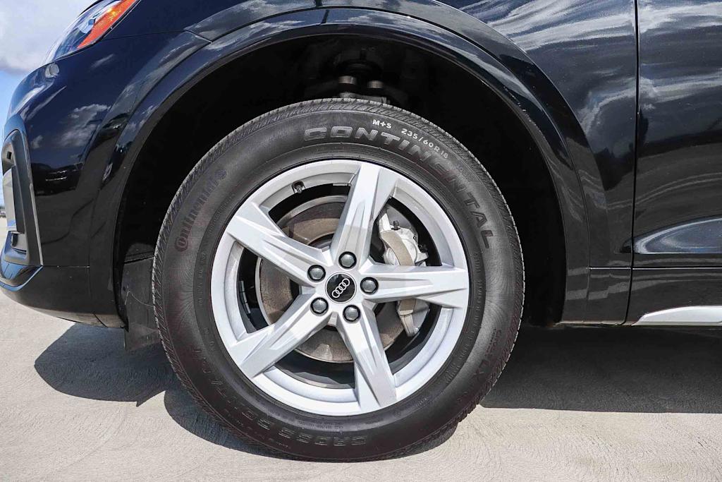 Thumbnail: 2023 Audi Q5 - 25