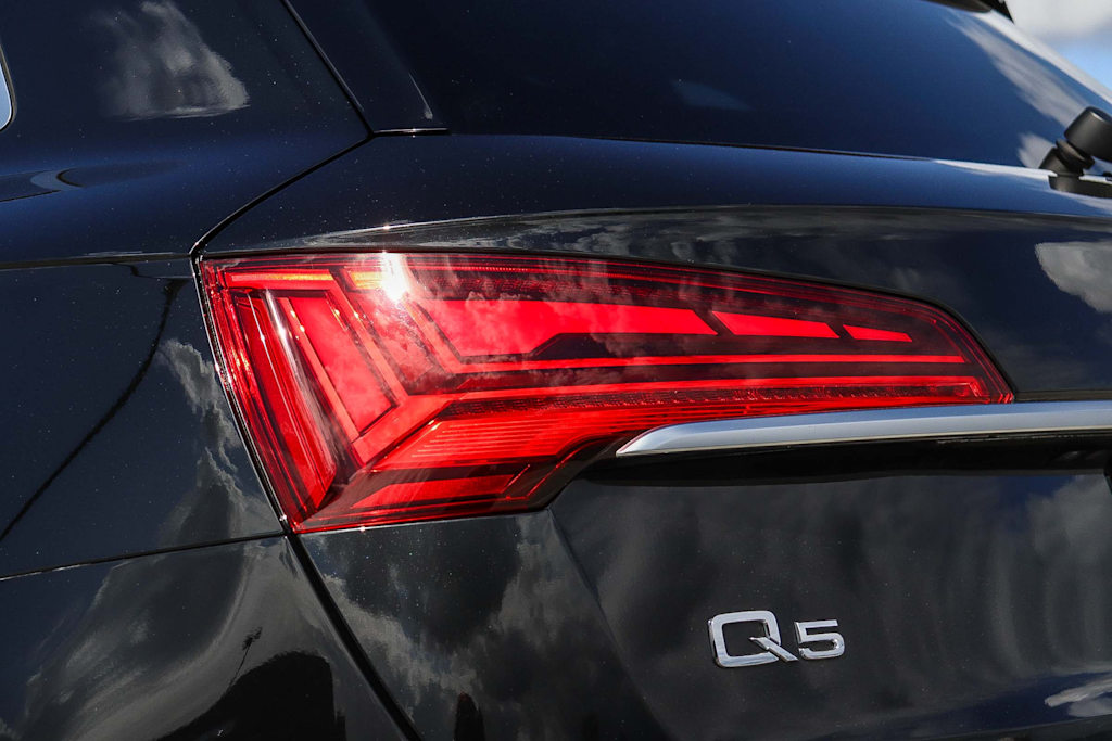 Thumbnail: 2023 Audi Q5 - 24