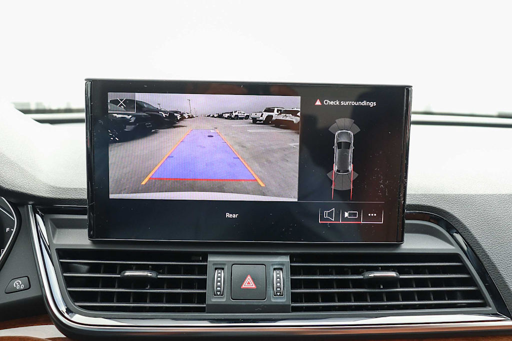 Thumbnail: 2022 Audi Q5 - 37