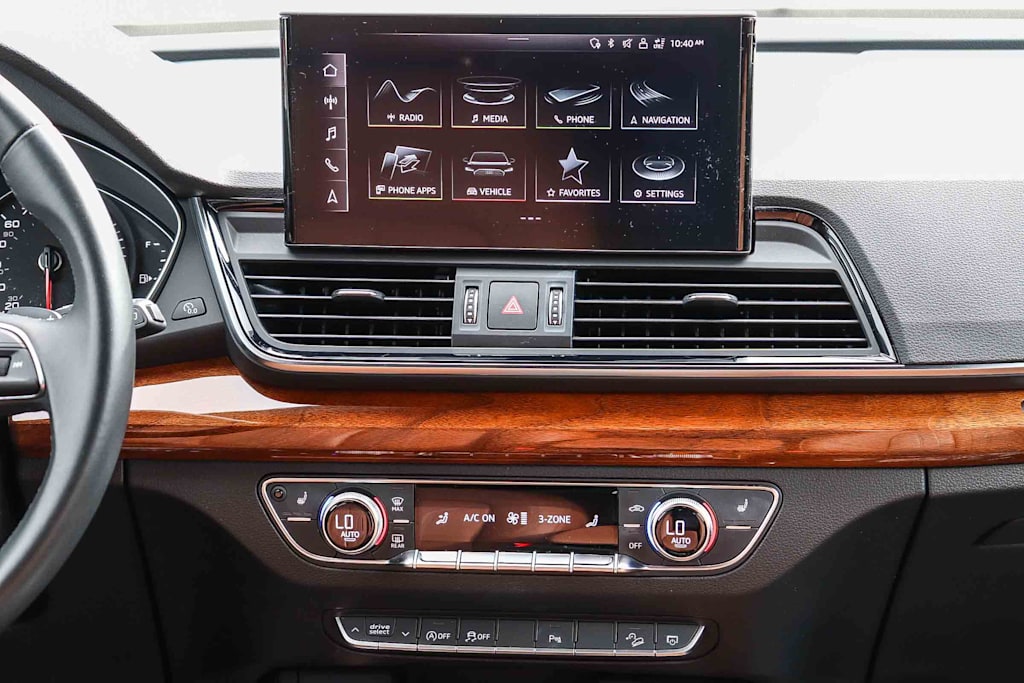 Thumbnail: 2022 Audi Q5 - 12