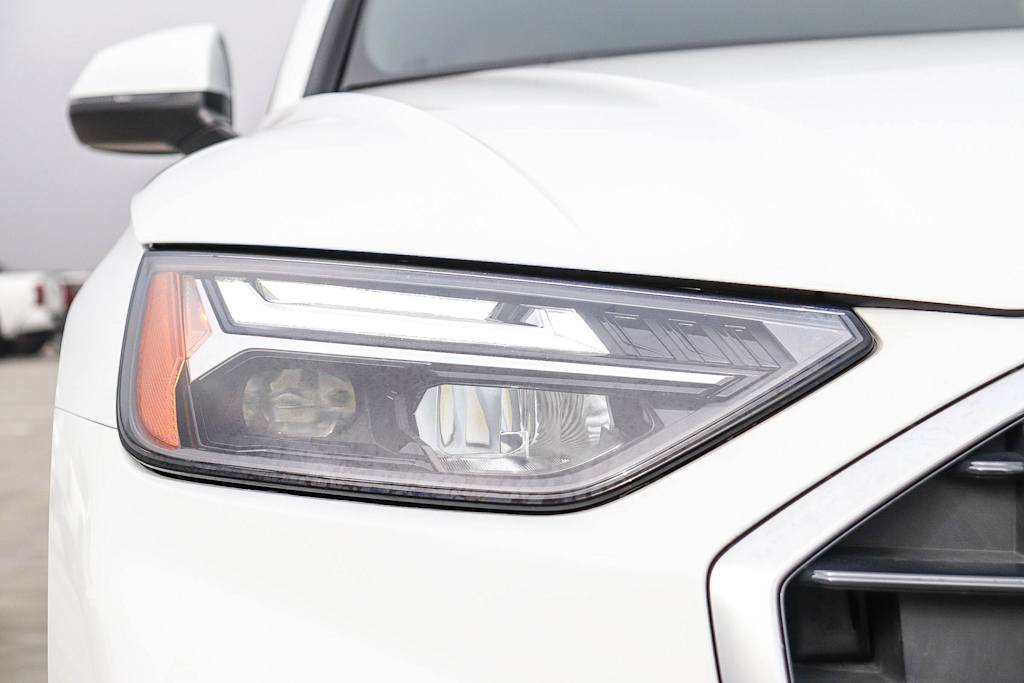 Thumbnail: 2022 Audi Q5 - 21