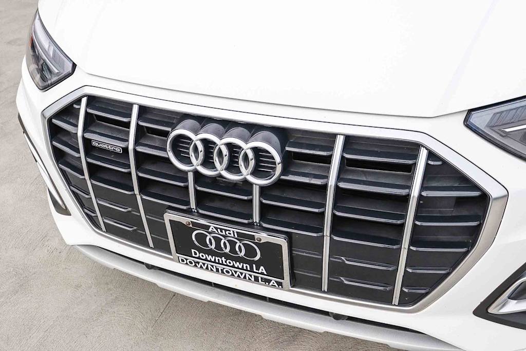 Thumbnail: 2022 Audi Q5 - 6