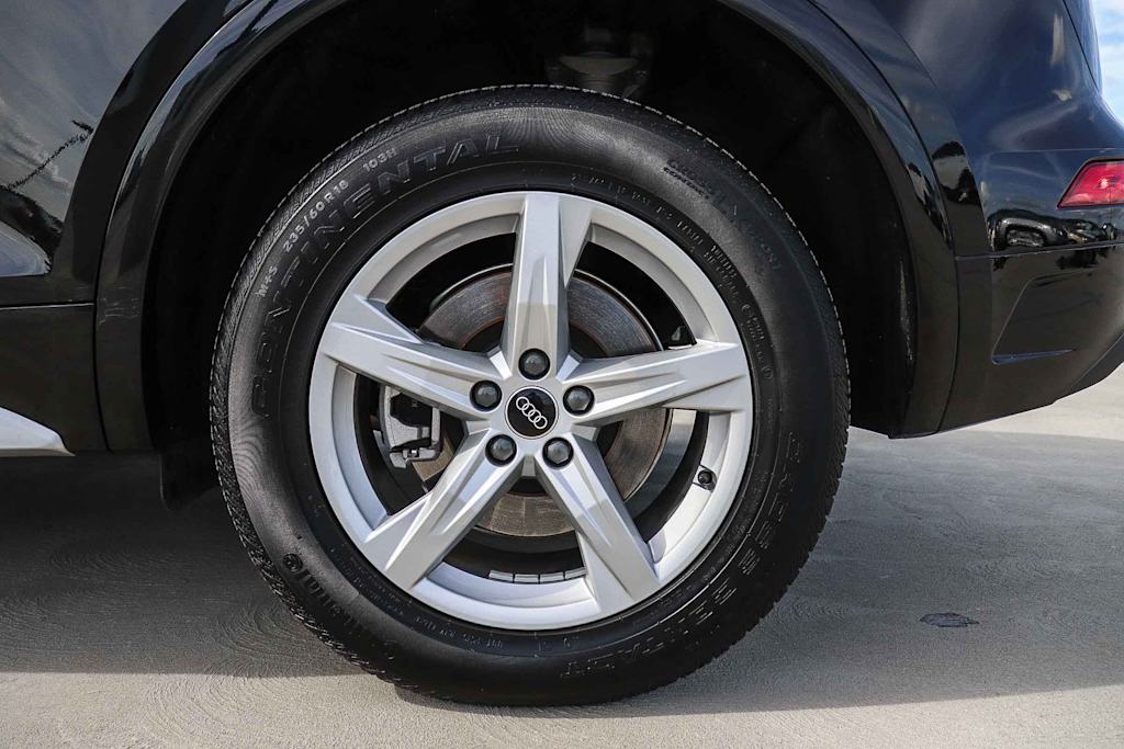 Thumbnail: 2023 Audi Q5 - 7