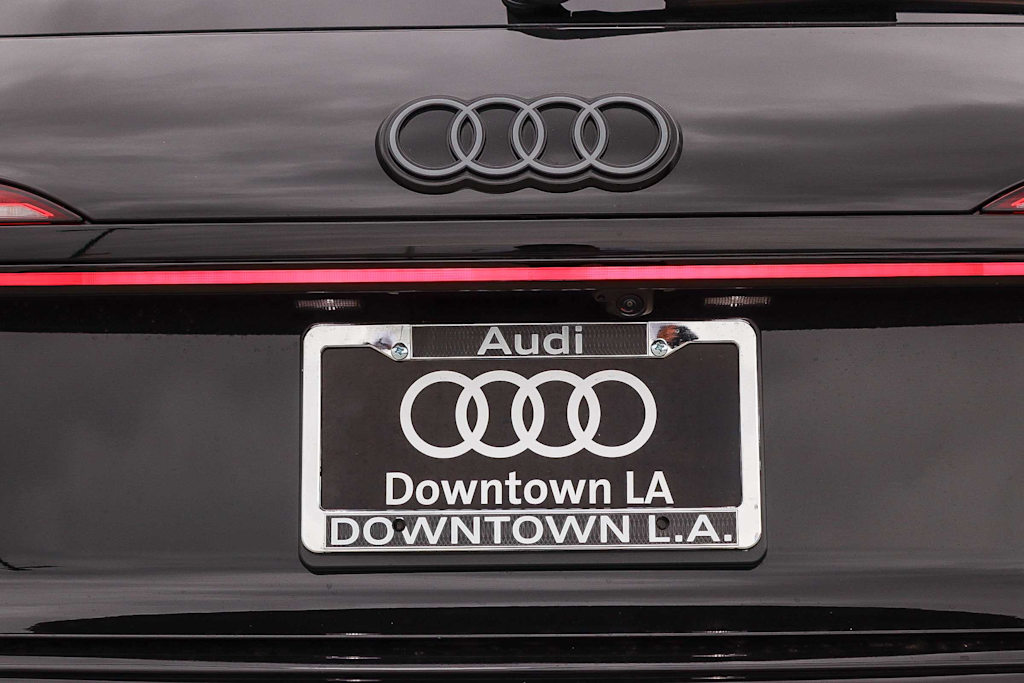 Thumbnail: 2026 Audi Q3 - 22