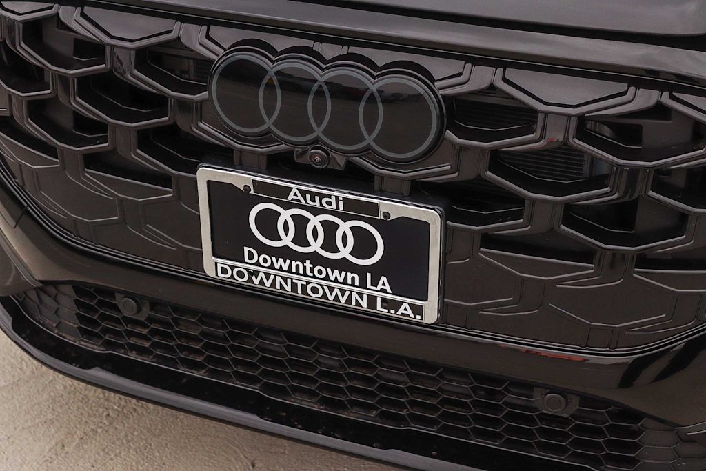 Thumbnail: 2026 Audi Q3 - 6