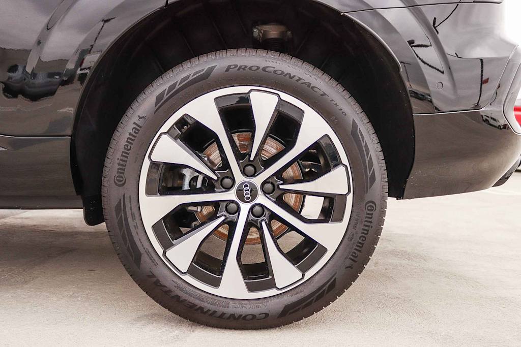 Thumbnail: 2026 Audi Q3 - 7