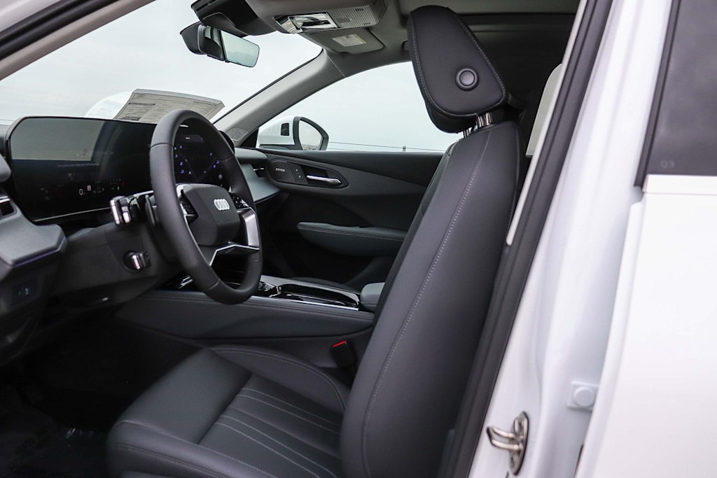 Thumbnail: 2026 Audi Q3 - 11