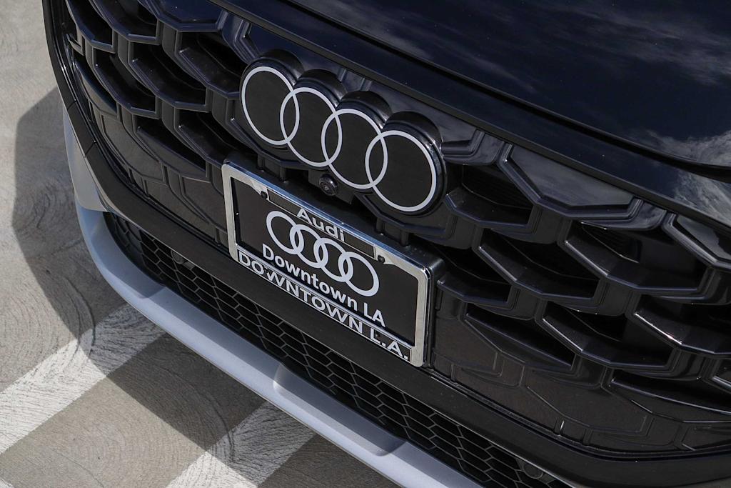 Thumbnail: 2026 Audi Q3 - 6